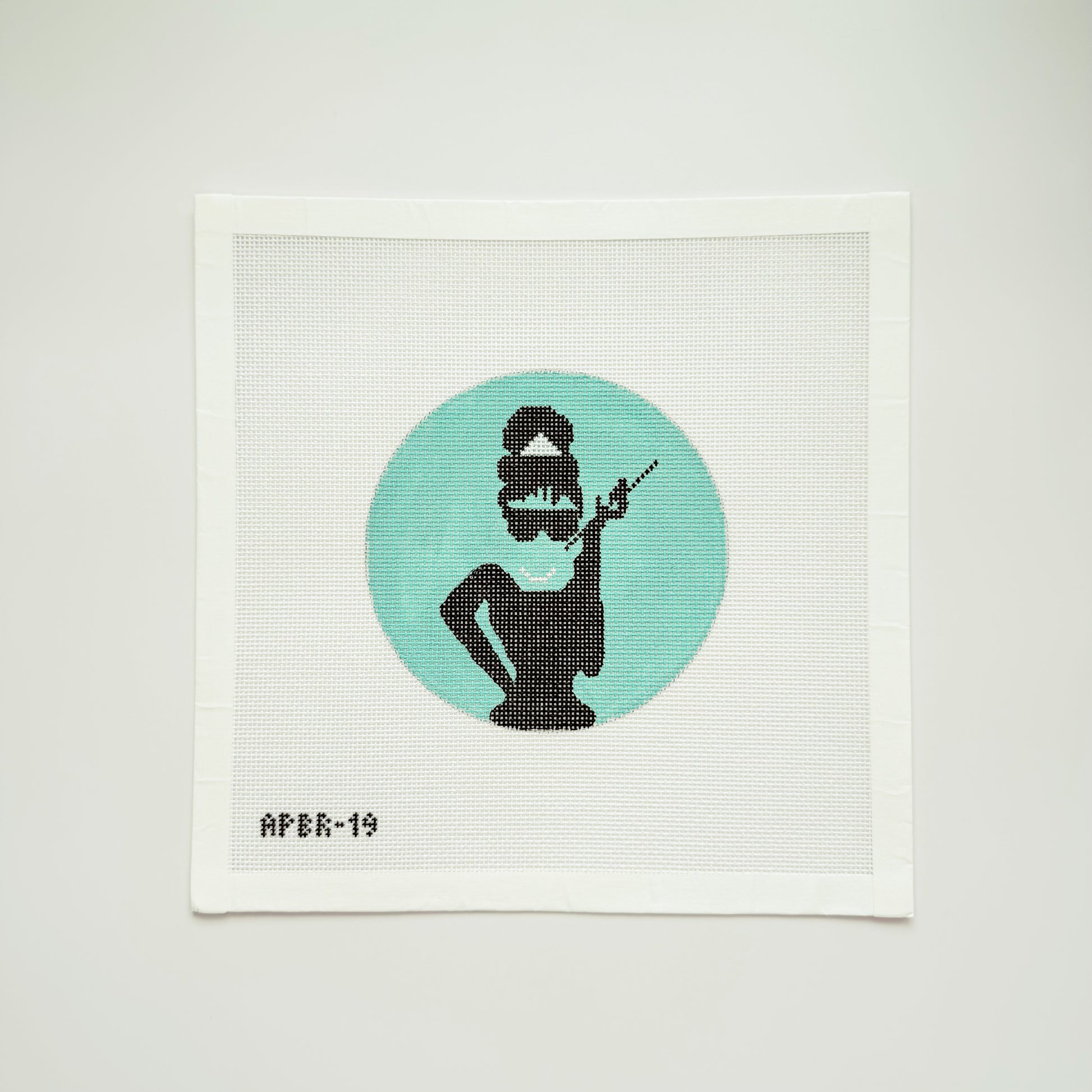 APBR19 - Audrey in Pearls