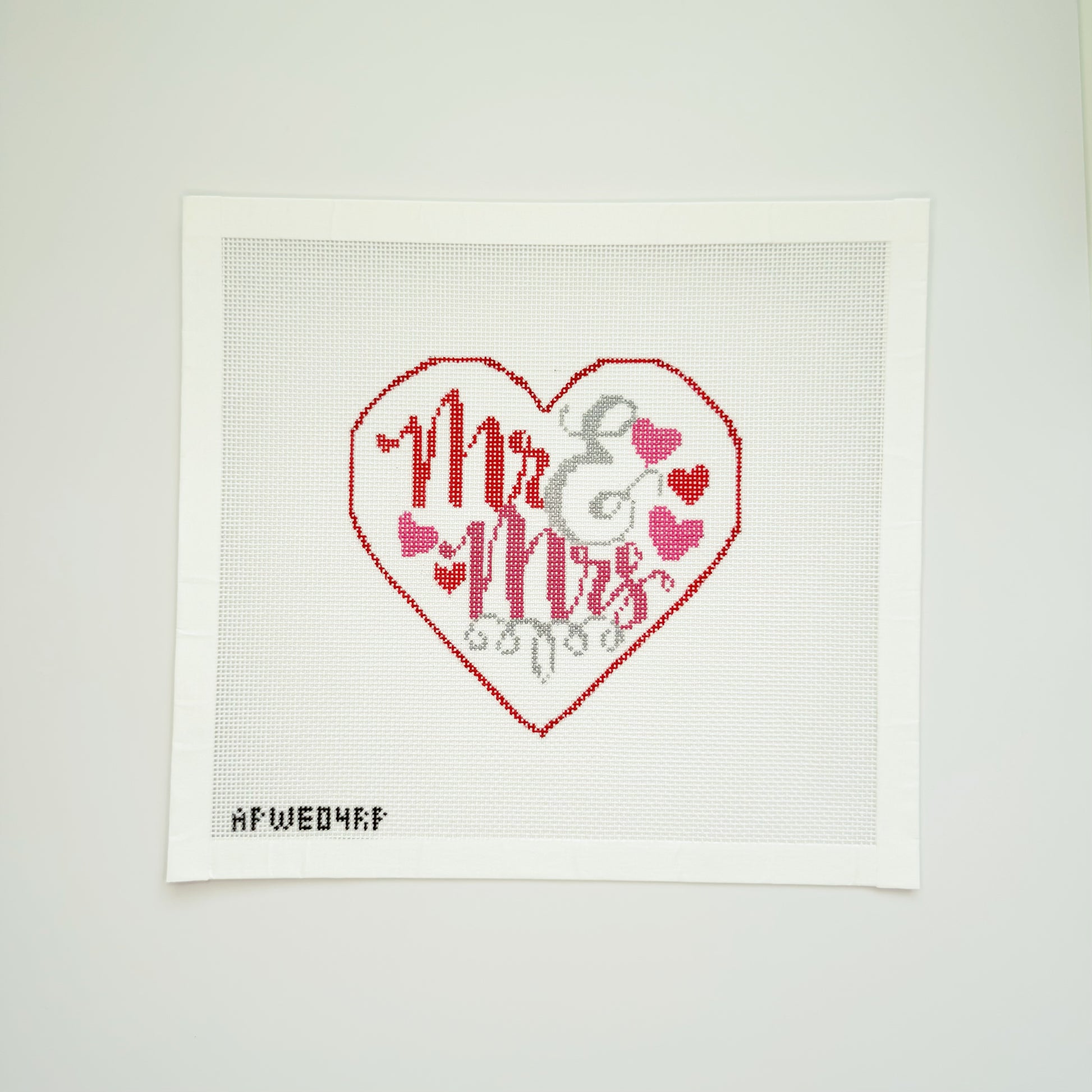 APWED4RP - "Mr & Mrs" Heart Red/Pink