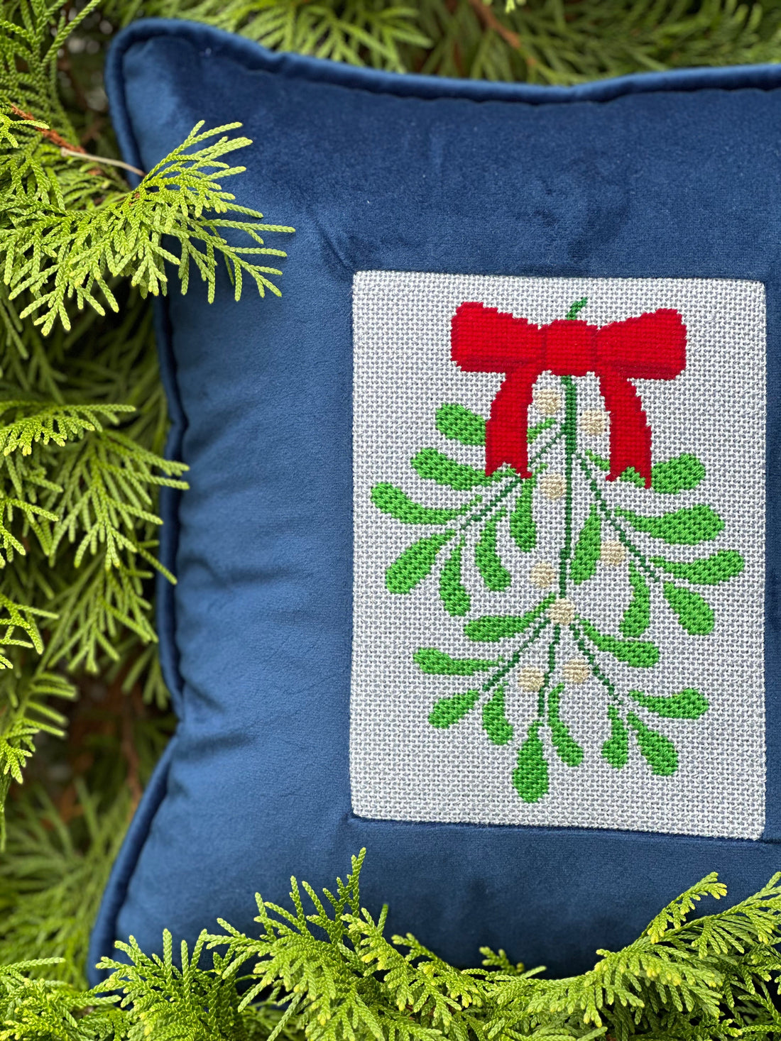 Complimentary Stitch Guide for Mistletoe - APCC1