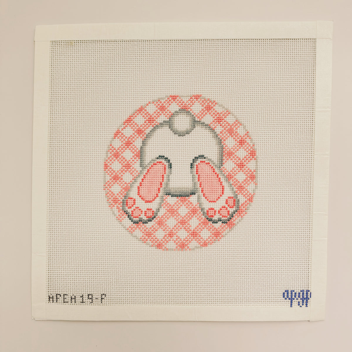 APEA19-P - Bunny Bottom Pink - 18M 4.5" Round - S27