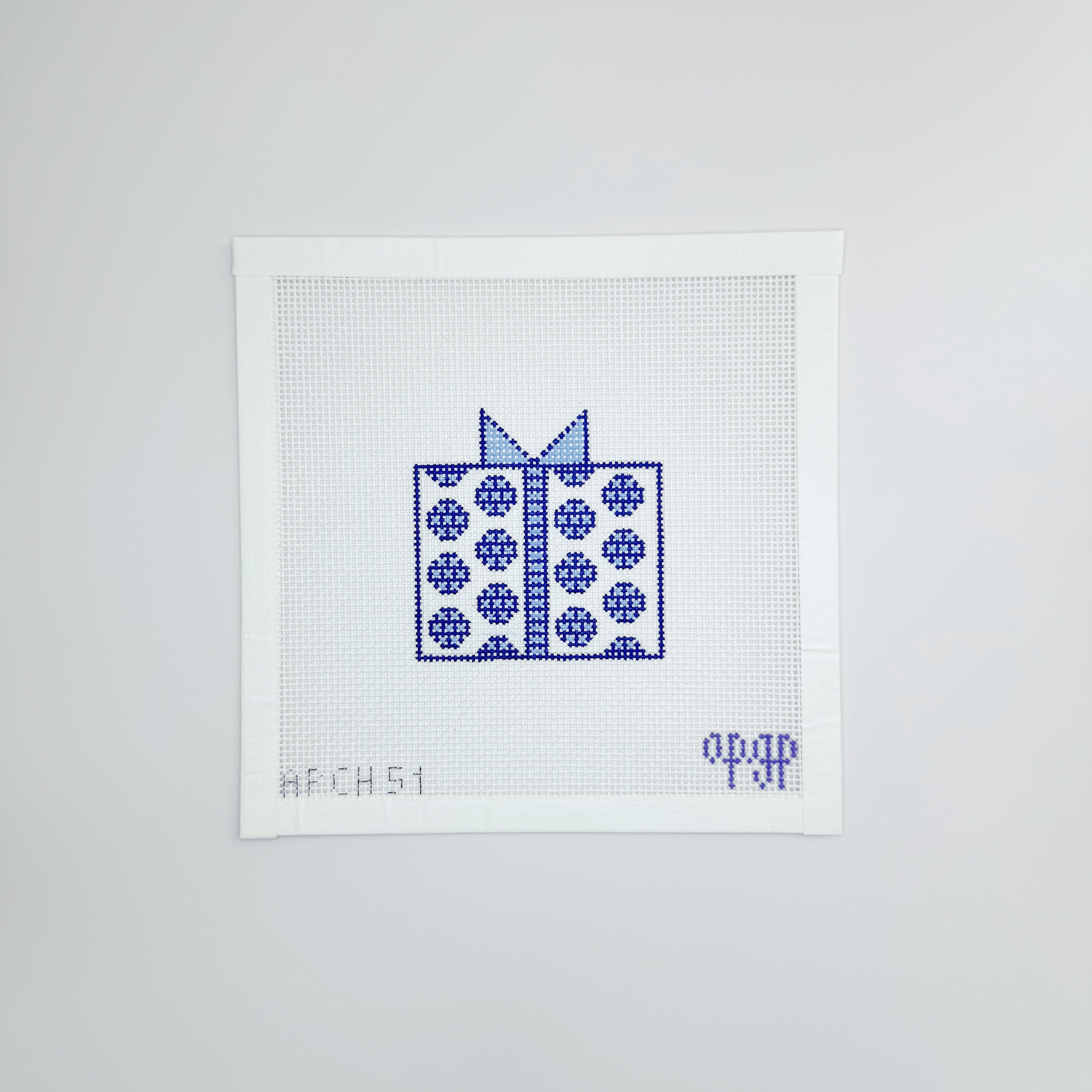 APCH51 - Gift Box - Blue/Light Blue