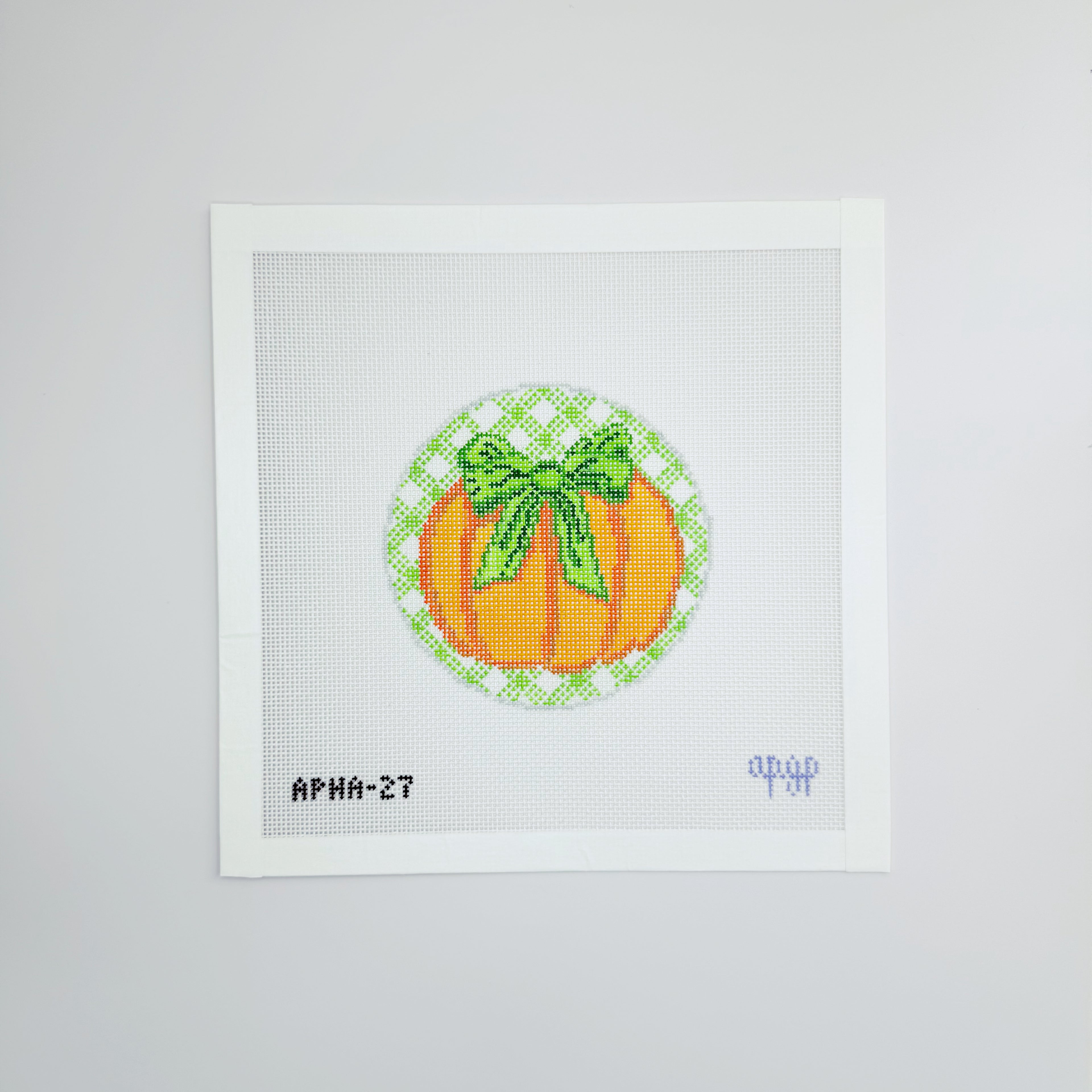 APHA27 - Gingham Pumpkin Round - Green