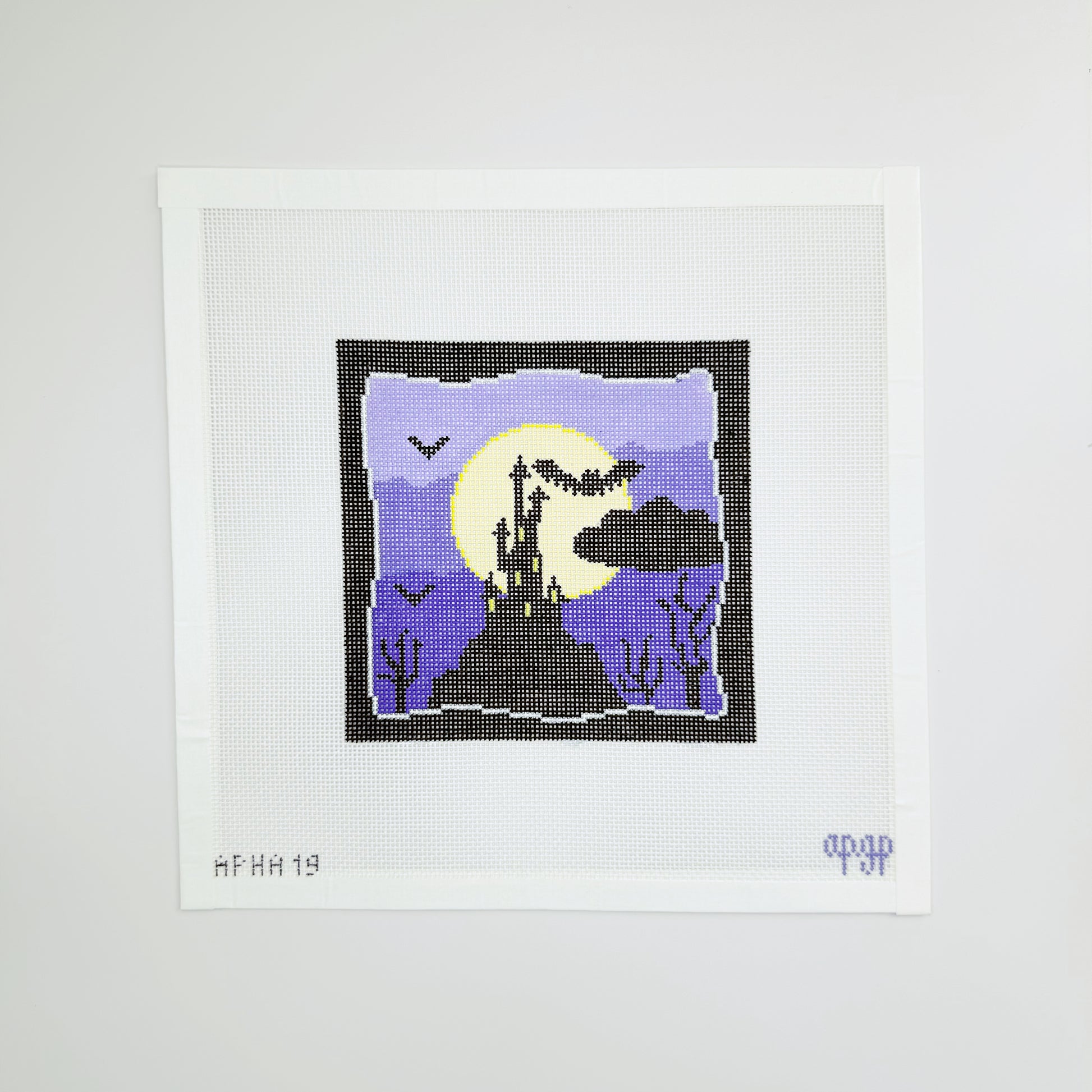 APHA19 - Spooky Scene - Purple with Haunted House