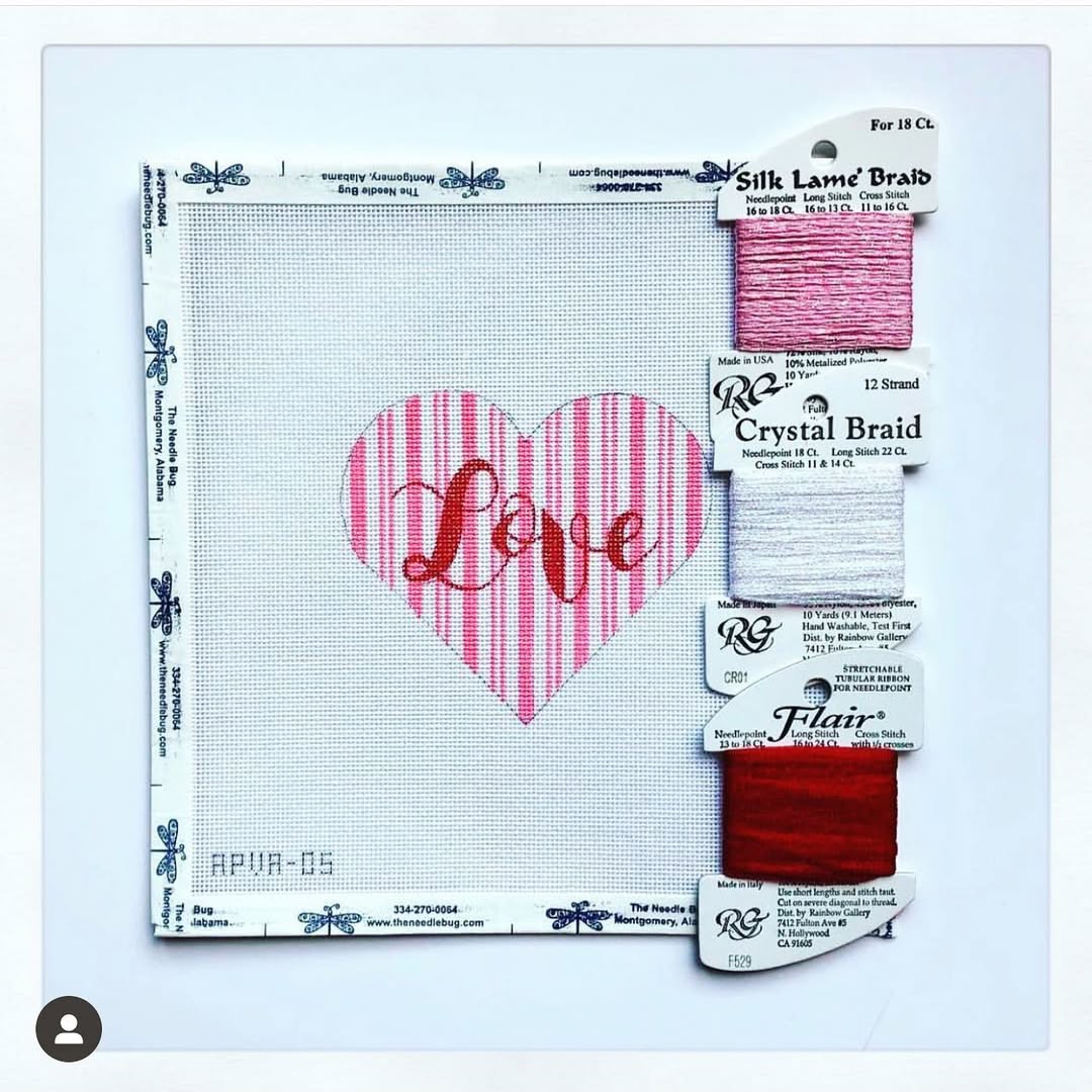 APVA05 - "Love" Heart