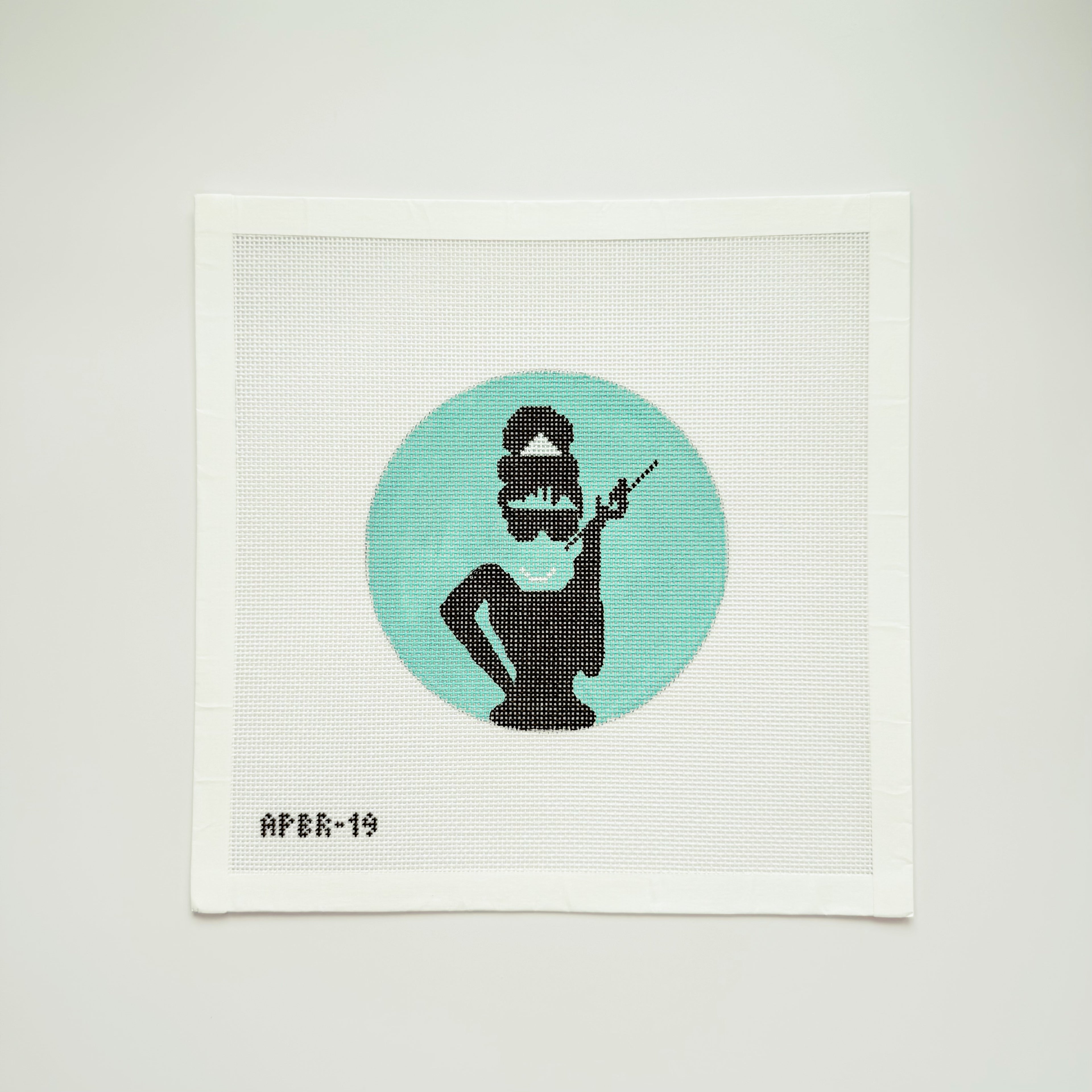 APBR19 - Audrey in Pearls