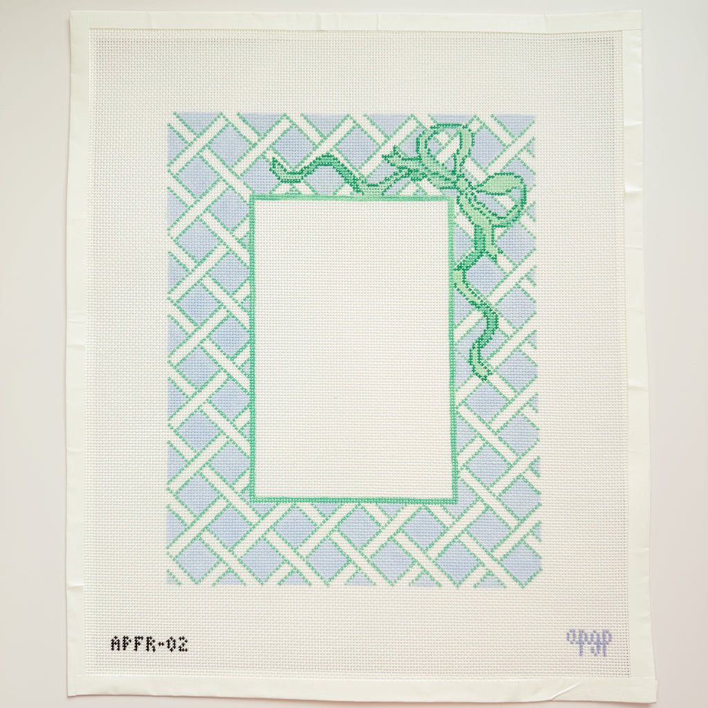 APFR02 - Blue Lattice Frame with bow