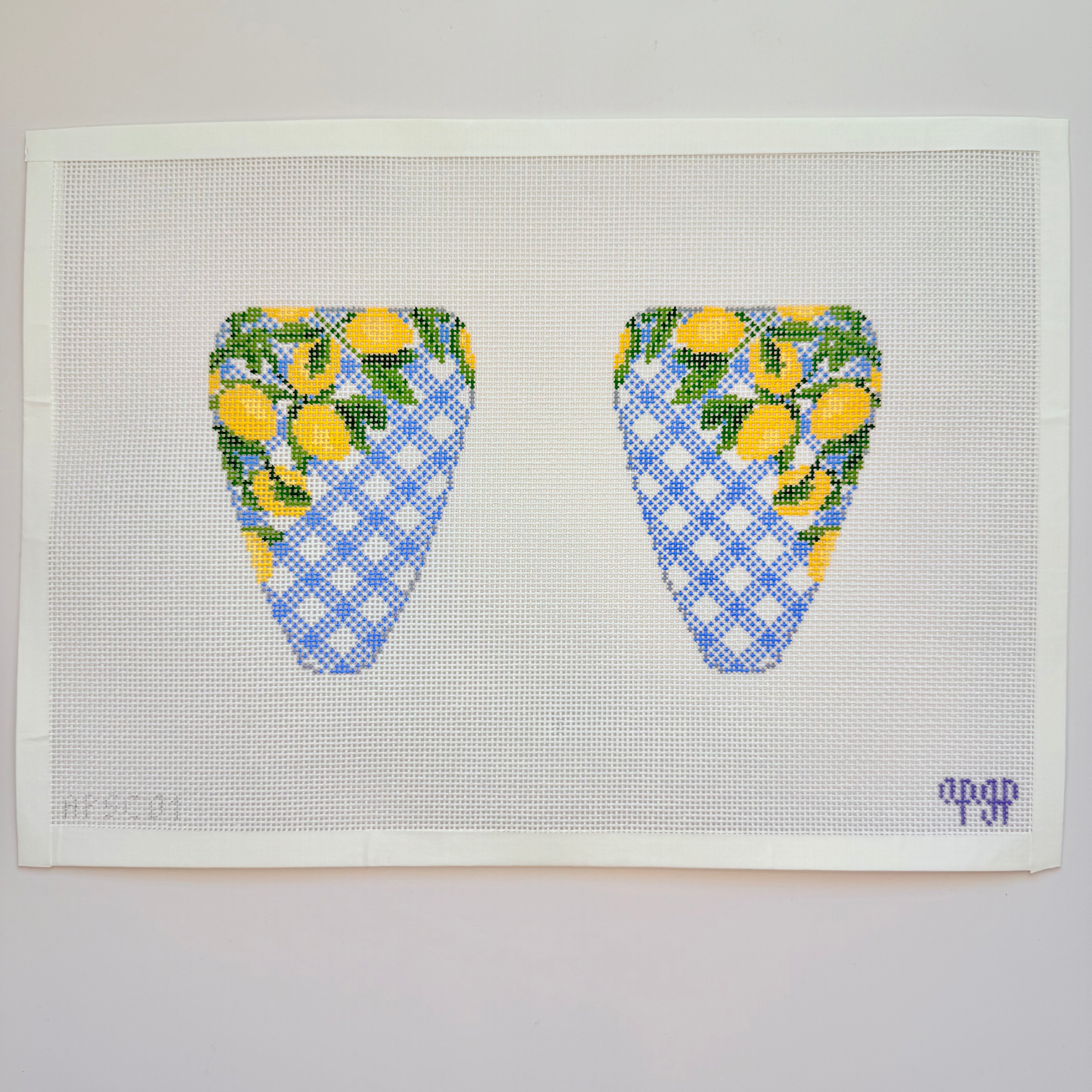 APSC01 - Lemons on Blue - Two Sided Scissor Case