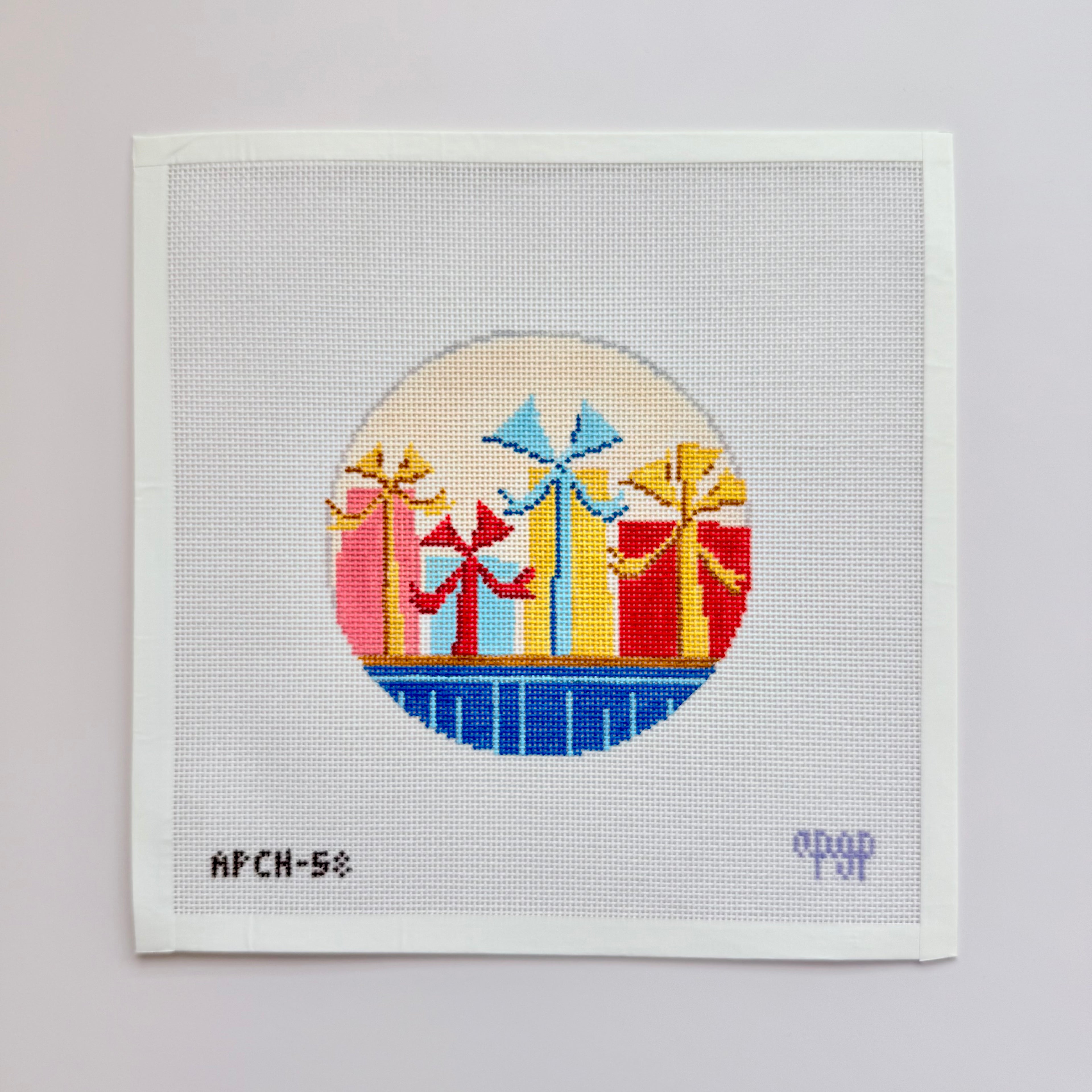 APCH58 - Retro Gift Boxes Round