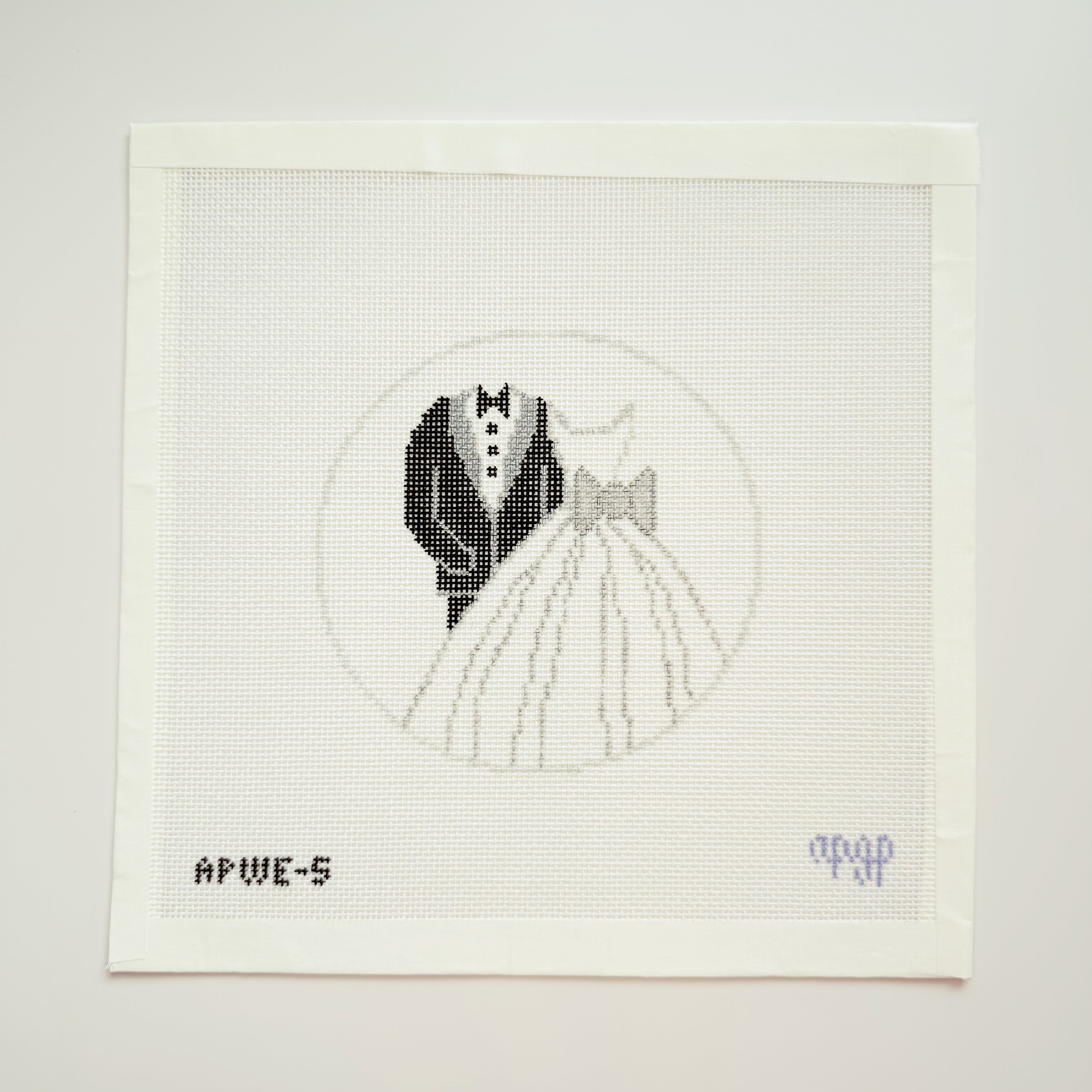 APWE5 - Tux and Gown Round - Bride and Groom